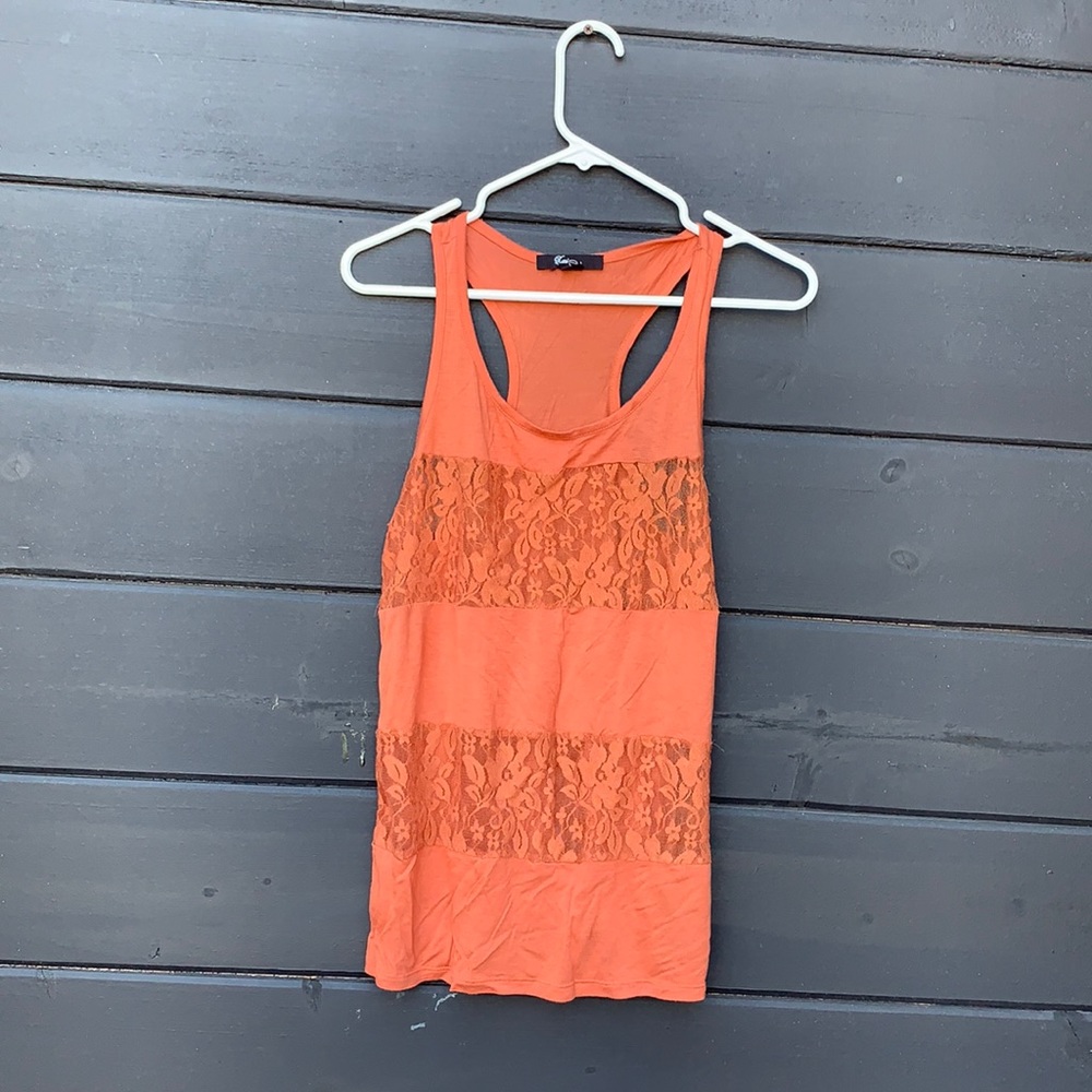 Sexy sleeveless tee shirt